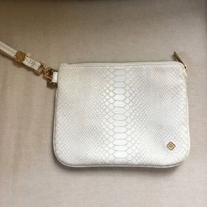 Kendra Scott White Wristlet